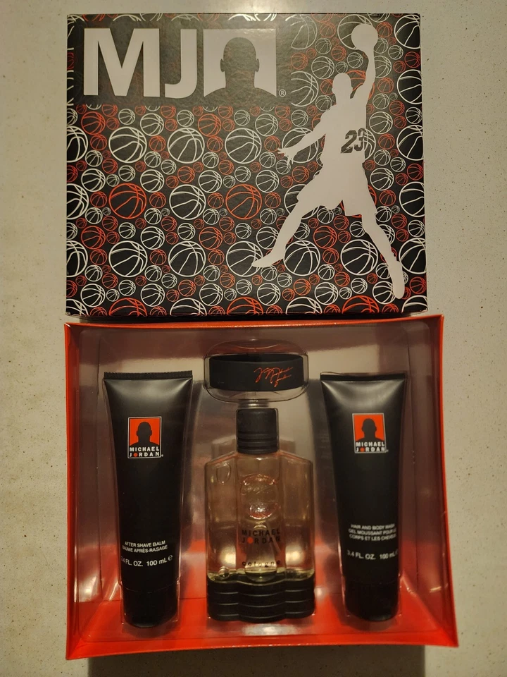Michael Jordan Cologne Gift Set 4pc After Shave Balm Body Wash Rubber Bracelet  - Image 1 of 4