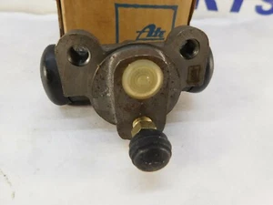 Mercedes Benz 190c 190D 200 220 230 Rear Brake Cylinder ATE  3.3219-3401.3 - Picture 1 of 6