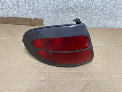 Luz trasera izquierda del lado del conductor Ford Taurus Wagon 1998-1999 sedán OEM U0708 DW Foto 1 de 4