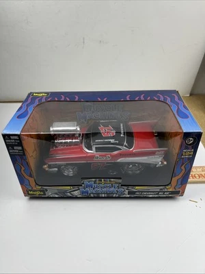Muscle Machines 1:24 1957 Chevrolet Bel Air RARE "Heads Up" Design - Image 1 of 4