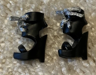Barbie doll heels Basics Muse Look 03 Collection 002 black silver ribbon lace - Image 1 of 4