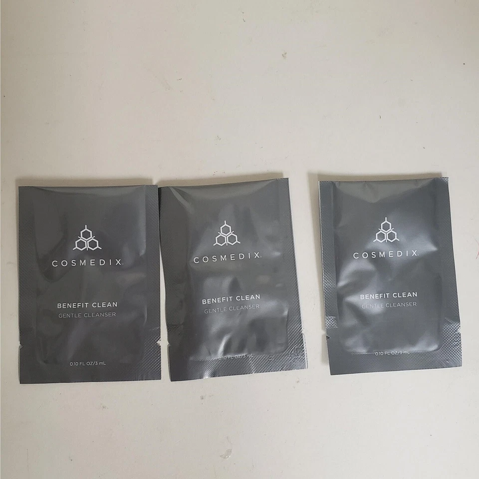 Limpiador suave limpio Cosmedix Benefits paquete de 3 muestras Foto 1 de 1