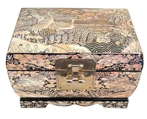 Korean Mother of pearl Inlay shell jewelry Organizer Wood keepsake box Vintage - Picture 1 of 3