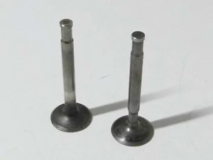 Triumph Tiger Cub E3146 E3147 Cylinder Head Exhaust & Inlet Valves Secondhand ' - Picture 1 of 5