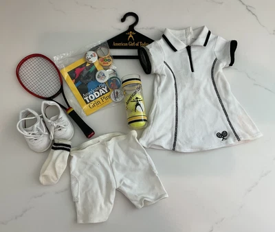 Traje de tenis blanco American Girl of Today. Pleasant Company 1999. Algunos daños Foto 1 de 4