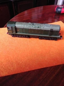 Vintage O0 Diesel Train - Picture 1 of 4