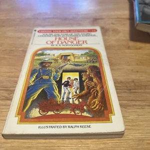 Choose Your Own Adventure #15 House Of Danger Paperback Book 1982 Vintage CYOA - Picture 1 of 3