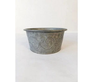 Round Galvanized Metal Bucket Planter - Picture 1 of 1