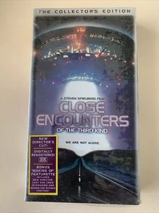 CLOSE ENCOUNTERS OF THE THIRD KIND Collector's Edition VHS Video Tape 1998 NEW - Picture 1 of 3