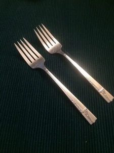 2 Oneida Caprice, Nobility Plate - Silver Plate Salad Forks Silverplate 72437 - Bild 1 von 6