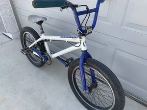 2008 Gt Performer bmx bike..................... - Picture 1 of 14