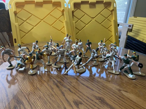 Lot of 26 Oakland Athletics A’s SLU Starting Lineup Loose Figures - McGwire Cover
