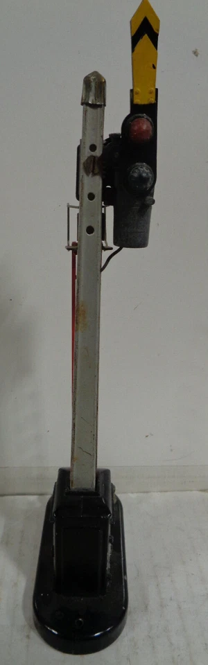 1947-69 VINTAGE LIONEL #151 O GAUGE AUTOMATIC SEMAPHORE VERY GOOD TO EXCELLENT - Image 1 of 4
