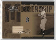 2005 Donruss Classics Membership VIP Bats /25 Luis Aparicio #MS-11 HOF