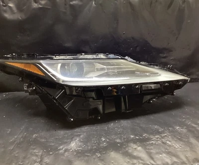 FARO DELANTERO DERECHO OEM 10000-8A08E 2020 2021 2022 LEXUS RX350 RX450H Foto 1 de 4