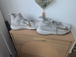 Nike Vapor Untouchable Speed Turf Shoes Mens gold/Whte Indoor Football Cleats - Picture 1 of 4