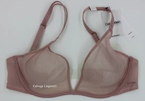 Reggiseno a tuffo triangolo coppa morbida Calvin Klein QF6727 Sheer Marquisette", blush nuovo con etichette - Foto 1 di 9