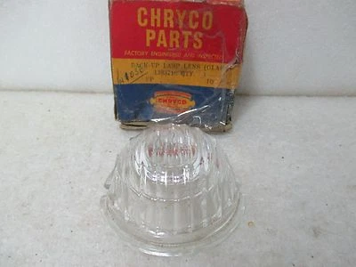 Lente de lámpara de respaldo izquierda o derecha Mopar NOS 1949-53 Plymouth Dodge 1383716 Foto 1 de 3