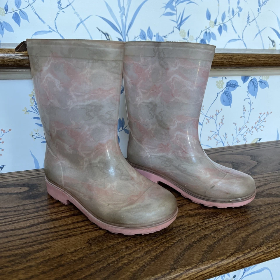 Botas de lluvia Capelli para niños talla 12 rosa y gris remolino impermeables  Foto 1 de 4