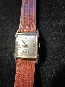 Vintage Gruen Precision 21 Jewel Gold Filled Men's Watch, Teju Lizard Band, Runs - Picture 1 of 7