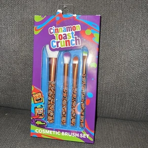 Cinnamon Toast Crunch 4PC Cosmetic Make Up Brushs LIMITED EDITION Set Nib - Picture 1 of 6