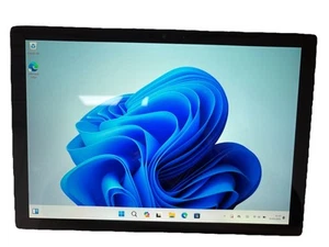 Microsoft Surface Pro 5 i5-7300U 8GB RAM 256GB LCD Blemish 50% - 80% Battery - Picture 1 of 21