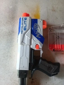 TESTED Nerf N-strike Elite Retaliator Blaster Blue + Magazine - Picture 1 of 10