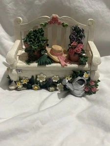 Banco de jardín de flores San Francisco Music Box Company para damas Cottagecore Mozart - Imagen 1 de 7
