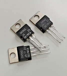 Lot of 32 GE/RCA D45H2 PNP Power Transistors TO-220 10A 30V 50W - Picture 1 of 1
