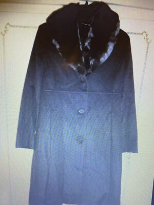 MAXI ABRIGO JONES NUEVA YORK CON CORTE DE PIEL SINTÉTICA. CARBÓN TALLA 10 COLOR DEL REINO UNIDO HERMOSO D Foto 1 de 4