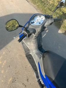 Honda Roller Dylan 125 ccm wassergekühlter 4 Takter JF10 - Bild 1 von 5