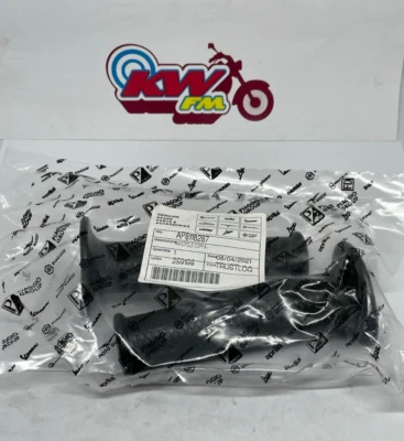 Par de empuñaduras de manillar Aprilia genuinas RS125 RS250 RS50 Tuono 125 AF1 Futura NUEVO Foto 1 de 2
