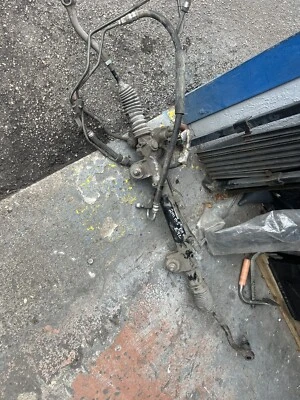 Barra y piñón de potencia del engranaje de dirección 4,0 L para BMW M3 E90 E93 E92 2008-2013 OEM Foto 1 de 4