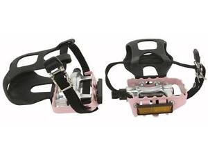 PAIR BICYCLE PEDALS W / TOE CLIPS STRAPS  MTB ROAD TRACK CYCLING BIKES 