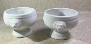 2 BIA Blanc de Table Löwenkopf Zwiebelsuppe weiß Porzellan Standschalen - Bild 1 von 5