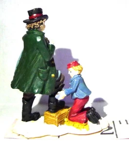 Grandeur Noel Victorian Village Shoe Shine Boy 2000 Figurine Xmas - Imagen 1 de 5
