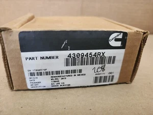 OEM Cummins Doser Injector Part Number 4309454RX 4955465NX - Picture 1 of 2