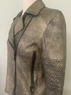 Jaqueta de Moto J BRAND Couro de Cordeiro Metálico Punhos com Zíper, Totalmente Forrada-Tamanho G Excelente Estado Usado - Imagem 1 de 4