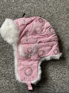 Cappello invernale Gear 59 cm nylon rosa pelliccia sintetica bianco nuovo con etichette sci freddo divertimento - Foto 1 di 5