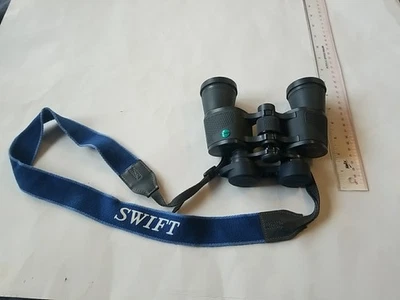 SWIFT Ultra Lite 10x42 Fully Multi-Coated Binoculars Model 762 Japan W/ Strap - Image 1 of 4