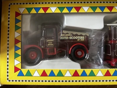 Corgi Harris scammed Highwayman Ballast and caravan Fair Ground  - Image 1 of 4