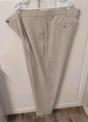 Pantalones de golf Callaway beige tostado rendimiento absorbente elásticos planos para hombre talla 46 x 30 Foto 1 de 4