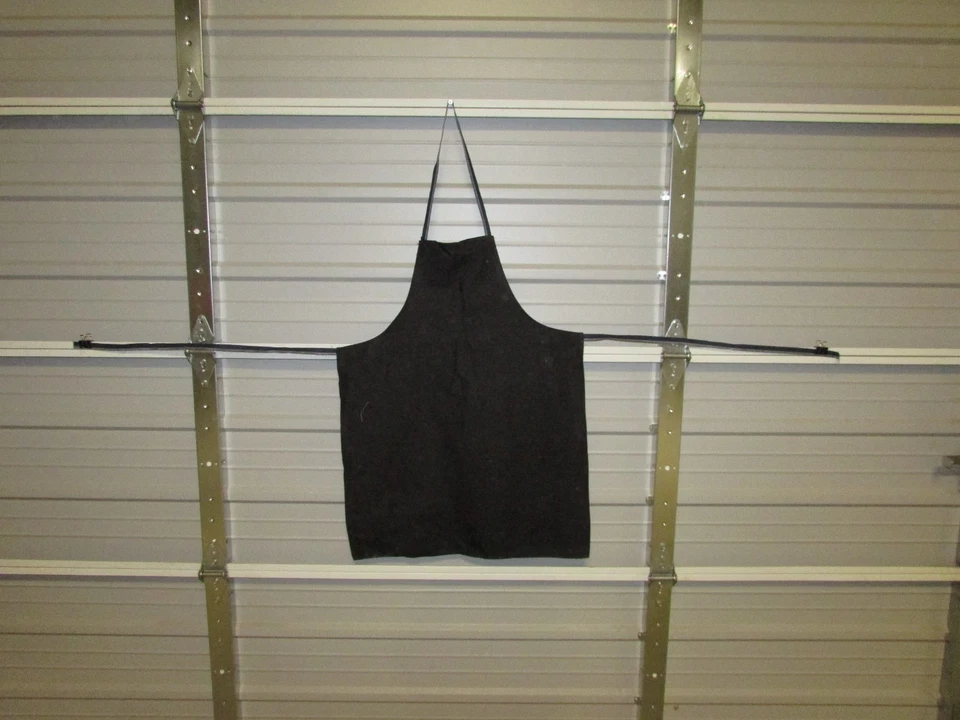 NEW HEAVY DUTY COTTON WORK APRON, 33" x 25", BLACK DENIM (X) - Image 1 of 1