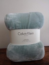 CALVIN KLEIN SEAFOAM GREEN Plush FLEECE Oversized KING BLANKET