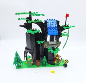 Lego Castle: Forestmen 6054 Forestmen's Hideout - Bild 1 von 7