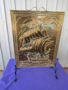 Fireplace Screen Galleon Ship Embossed Metal Frame Brass/ Copper Vintage - Foto 1 di 5