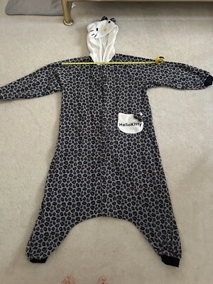 Traje de salto Fabletics Hello Kitty polar con capucha gris leopardo talla M Foto 1 de 4