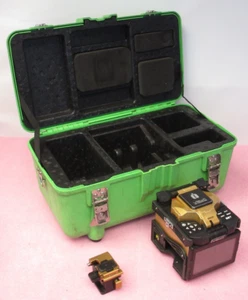 Inno Instruments View 7 Core Alignment Fusion Splicer + View 7 Fiber Cleaver - Bild 1 von 15