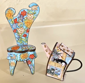 Vintage. Signierte Empress Arts Miniatur Emaille Schmuckschatullen - Katzenstuhl & Katze Teekanne - Bild 1 von 13