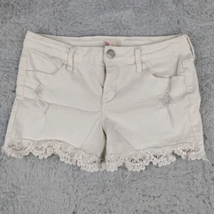 SO Shorts Girls 16 White Denim Crochet Lace Hem Shortie Distressed Front - Picture 1 of 9